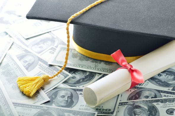 Can a Financial Advisor Help With Student Loans