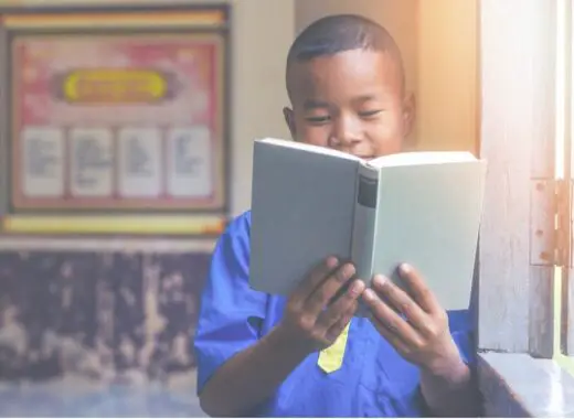 How to Help Small Kids Develop Good Reading Habits