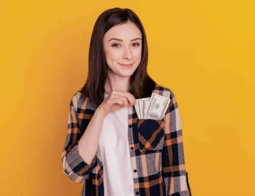 10 Simple Ways College Students Can Make Money In 2022