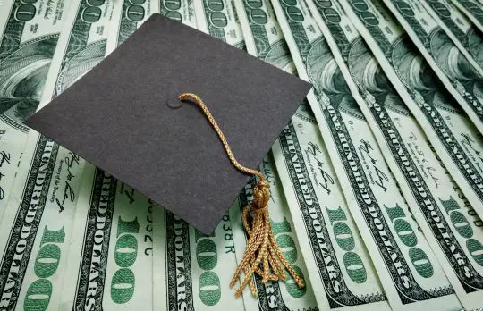 5 Financial Advice to Teach Your Children Before College
